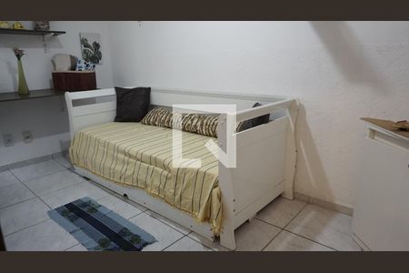 Casa de condomínio à venda com 144m², 4 quartos e 1 vagaQuarto 3