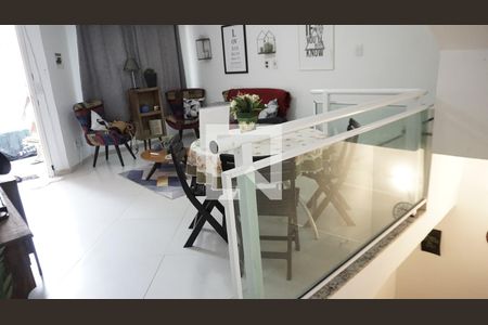 Casa de condomínio à venda com 144m², 4 quartos e 1 vagaSala