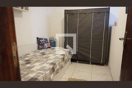 Casa de condomínio à venda com 144m², 4 quartos e 1 vagaQuarto 2
