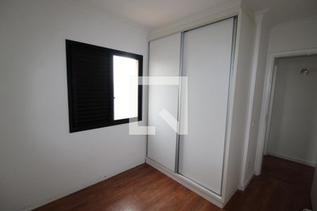 Apartamento à venda com 57m², 2 quartos e 1 vagaQuarto 2