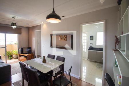 Sala de apartamento para alugar com 2 quartos, 60m² em Vila Rosaria, São Paulo