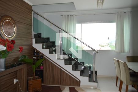Apartamento para alugar com 3 quartos, 150m² em Cabral, Contagem