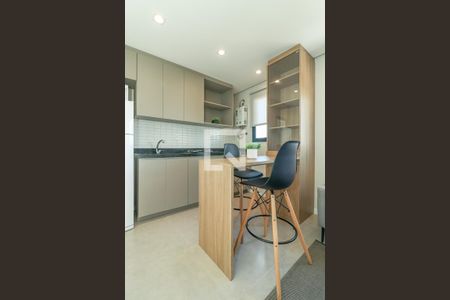Cozinha de apartamento à venda com 1 quarto, 30m² em Farroupilha, Porto Alegre