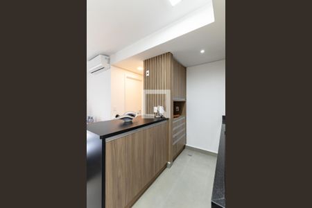 Cozinha de apartamento para alugar com 1 quarto, 50m² em Indianópolis, São Paulo