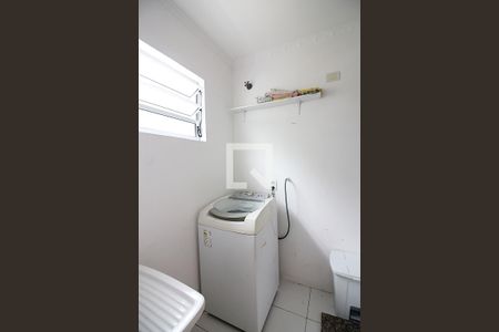 Casa à venda com 140m², 2 quartos e 2 vagasÁrea de Serviço