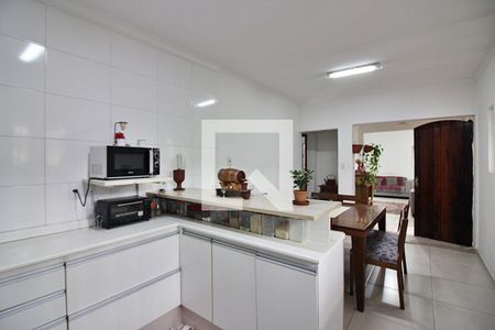 Casa à venda com 140m², 2 quartos e 2 vagasCopa e Cozinha 
