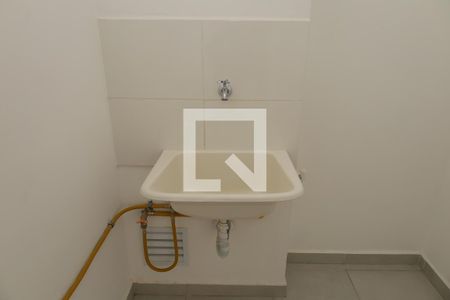 Sala/Cozinha de apartamento para alugar com 2 quartos, 36m² em Conjunto Residencial José Bonifácio, São Paulo