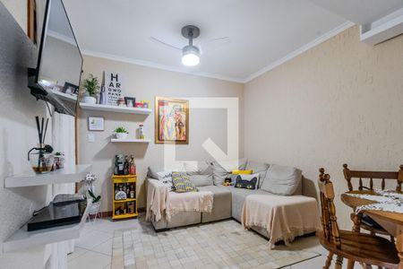 Casa de condomínio para alugar com 102m², 2 quartos e 1 vagaSala