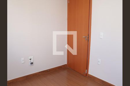 Quarto 1 de apartamento para alugar com 2 quartos, 50m² em Setor Faicalville, Goiânia