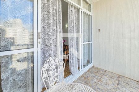 Apartamento para alugar com 90m², 3 quartos e 1 vagaVaranda