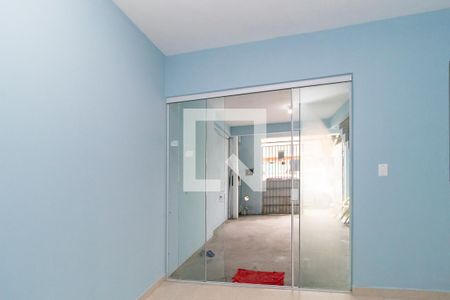 Sala de casa para alugar com 2 quartos, 80m² em Cidade Industrial, Curitiba