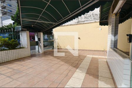 Apartamento à venda com 75m², 2 quartos e 1 vagaÁrea comum