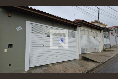 Portao de casa à venda com 3 quartos, 117m² em Vila Imperio, São Paulo