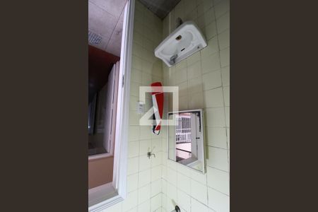 Casa à venda com 180m², 3 quartos e 2 vagasBanheiro do Quintal