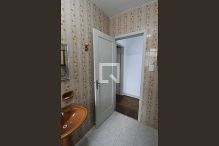 Casa à venda com 180m², 3 quartos e 2 vagasBanheiro Social - Superior