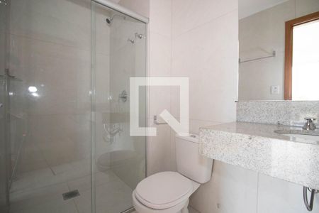 Banheiro da Suíte de apartamento para alugar com 1 quarto, 39m² em Shcgn 703, Brasília