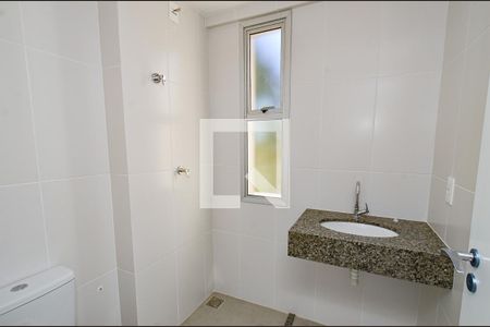 Apartamento à venda com 95m², 3 quartos e 2 vagasBanheiro social