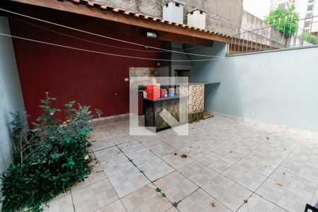 Casa à venda com 165m², 3 quartos e 4 vagasQuintal