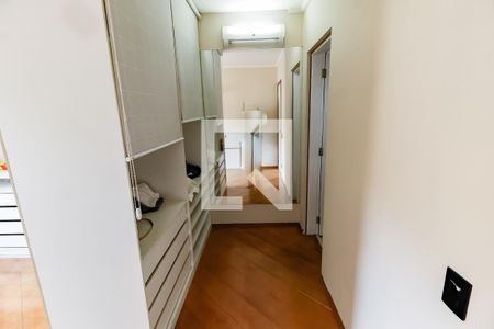 Casa à venda com 165m², 3 quartos e 4 vagasCloset da suíte 3
