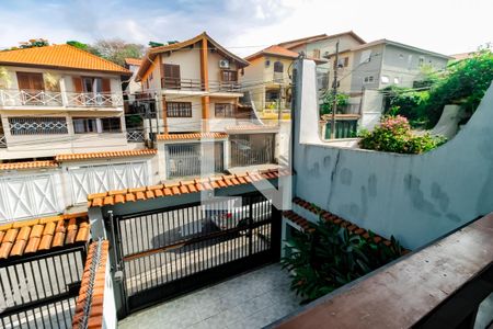 Casa à venda com 165m², 3 quartos e 4 vagasVista - Sala 2