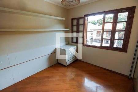 Casa à venda com 165m², 3 quartos e 4 vagasSuíte 3