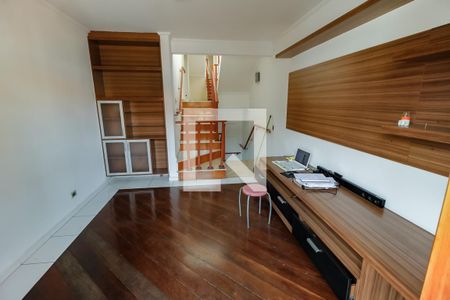 Casa à venda com 165m², 3 quartos e 4 vagasSala 2