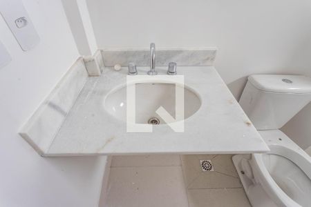 Apartamento à venda com 130m², 3 quartos e 3 vagasBanheiro da suíte 2 