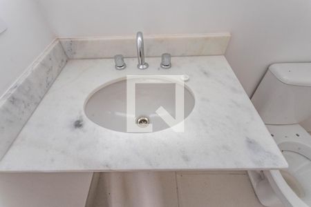 Apartamento à venda com 130m², 3 quartos e 3 vagasBanheiro da suíte 3 