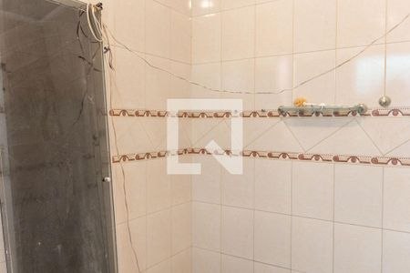 Casa à venda com 143m², 5 quartos e 3 vagasBanheiro 1