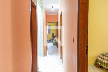 Casa à venda com 143m², 5 quartos e 3 vagasCorredor