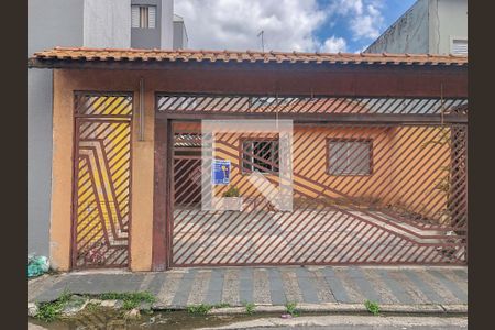 Casa à venda com 143m², 5 quartos e 3 vagasFachada