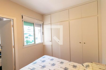 Apartamento à venda com 170m², 4 quartos e 3 vagas Apartamento à venda com 170m², 4 quartos e 3 vagasQuarto