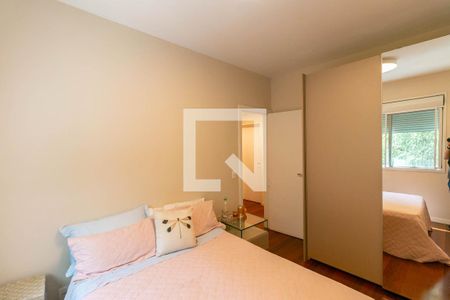 Apartamento à venda com 170m², 4 quartos e 3 vagas Apartamento à venda com 170m², 4 quartos e 3 vagasQuarto