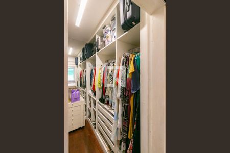 Apartamento à venda com 170m², 4 quartos e 3 vagas Apartamento à venda com 170m², 4 quartos e 3 vagasQuarto