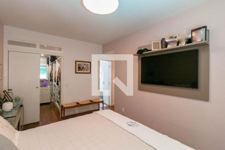 Apartamento à venda com 170m², 4 quartos e 3 vagas Apartamento à venda com 170m², 4 quartos e 3 vagasQuarto