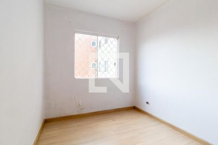 Quarto 1 de apartamento para alugar com 2 quartos, 43m² em Parque da Fonte, São José dos Pinhais