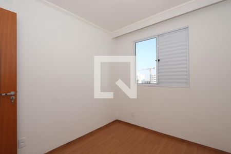 Quarto 2 de apartamento para alugar com 2 quartos, 45m² em Cidade São Mateus, São Paulo