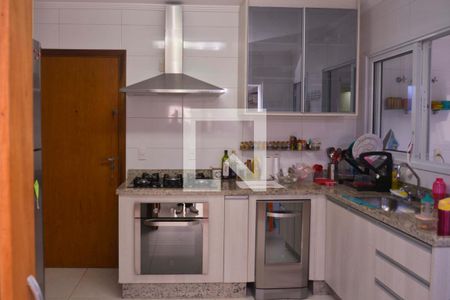Apartamento à venda com 122m², 3 quartos e 3 vagasCozinha 