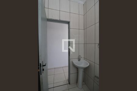 Casa para alugar com 50m², 2 quartos e sem vaga Casa para alugar com 50m², 2 quartos e sem vagaBanheiro
