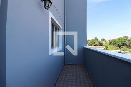 Casa para alugar com 50m², 2 quartos e sem vaga Casa para alugar com 50m², 2 quartos e sem vagaVaranda