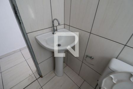 Casa para alugar com 50m², 2 quartos e sem vaga Casa para alugar com 50m², 2 quartos e sem vagaBanheiro