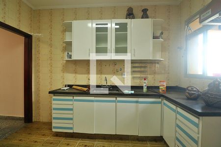 Casa à venda com 500m², 6 quartos e 6 vagasCozinha