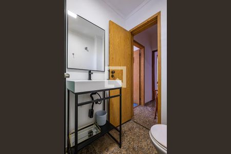 Apartamento para alugar com 176m², 3 quartos e 1 vaga Apartamento para alugar com 176m², 3 quartos e 1 vagaSuíte 2 - Banheiro