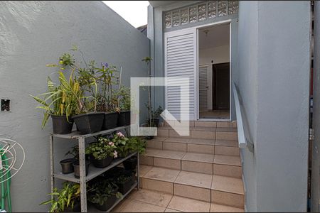 hall de entrada 1_1 de casa à venda com 1 quarto, 48m² em Vila das Merces, São Paulo