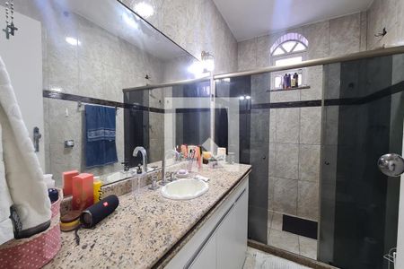 Casa para alugar com 484m², 3 quartos e 3 vagasBanheiro Social