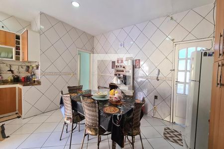 Casa para alugar com 484m², 3 quartos e 3 vagasCozinha