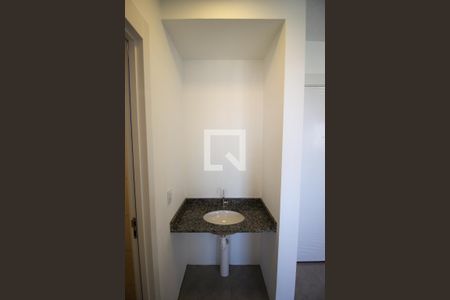 Apartamento para alugar com 34m², 2 quartos e sem vagaBanheiro