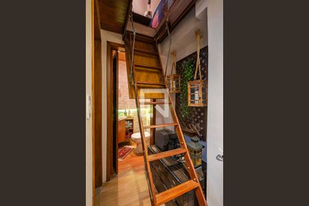 Área de Serviço - Entrada Sótão de casa à venda com 3 quartos, 130m² em Pinheiros, São Paulo