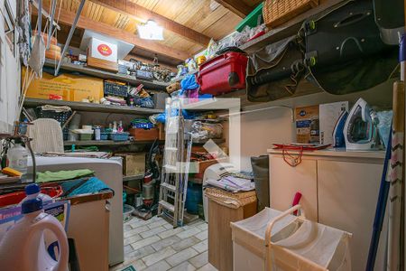 Casa à venda com 130m², 3 quartos e 1 vagaÁrea de Serviço