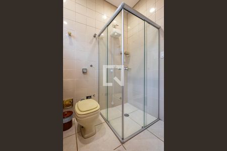 Casa à venda com 130m², 3 quartos e 1 vagaBanheiro